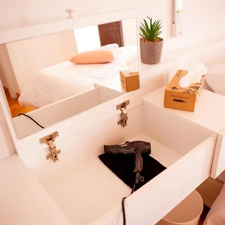 Vingt-deux 22 Tatil Evi Vouni