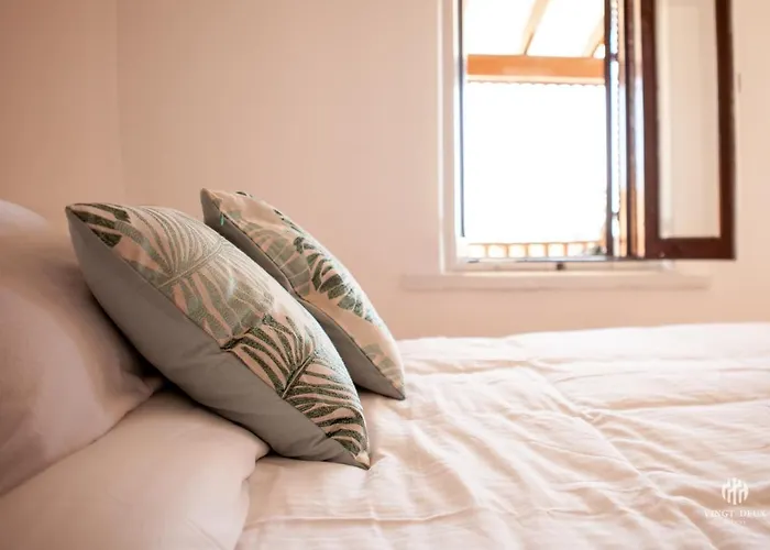 Vingt-deux 22 Tatil Evi Vouni