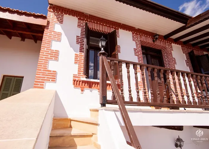 Vingt-deux 22 * Vouni